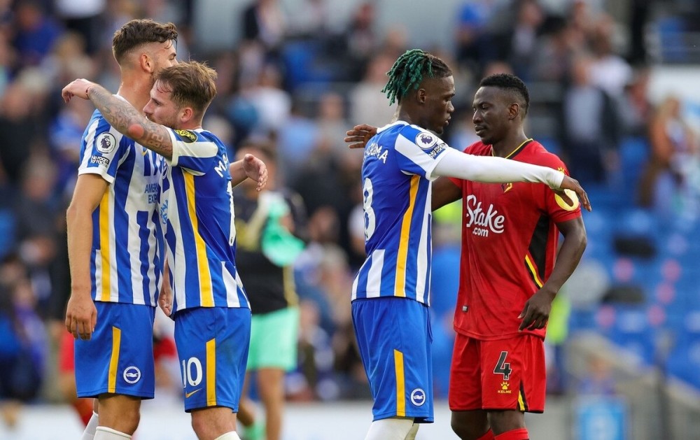  阿斯顿维拉制造冷门，主场击落联赛领头羊